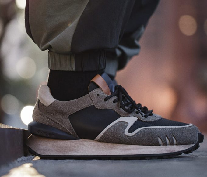 The Ultimate Guide to Summer Sneakers: Style, Comfort, and Savings The Ultimate Guide to Summer Sneakers: Style, Comfort, and Savings